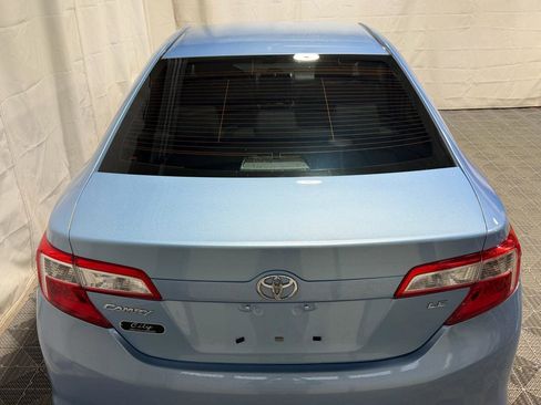 Used 2013 Toyota Camry LE image 7
