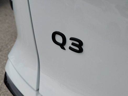 New 2026 Audi Q3 quattro 2.0T AWD/4WD image 5