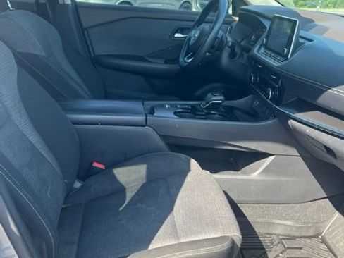 Used 2022 Nissan Rogue SV FWD image 10
