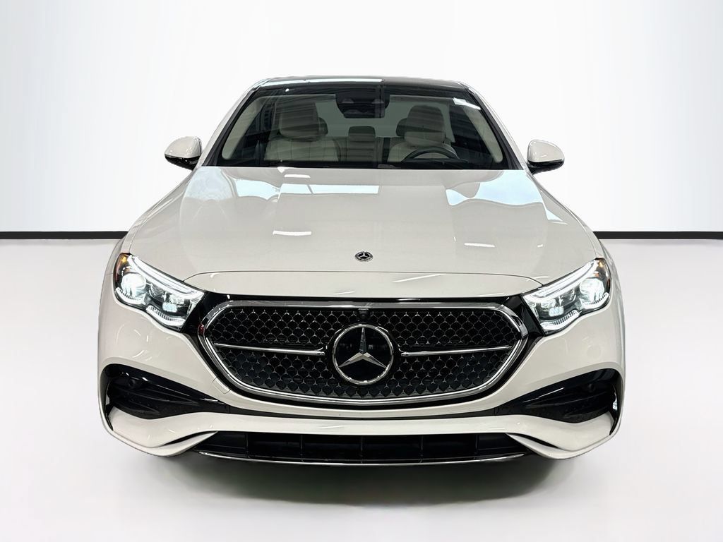 Used 2026 Mercedes-Benz E 350 4MATIC Sedan image 2