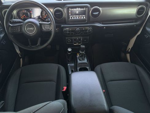 Used 2020 Jeep Wrangler Unlimited Sport S image 19