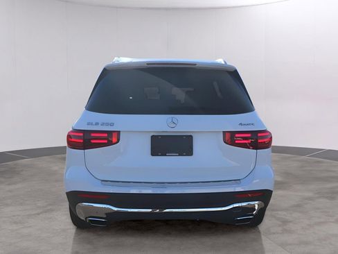 New 2026 Mercedes-Benz GLB 250 4MATIC image 6