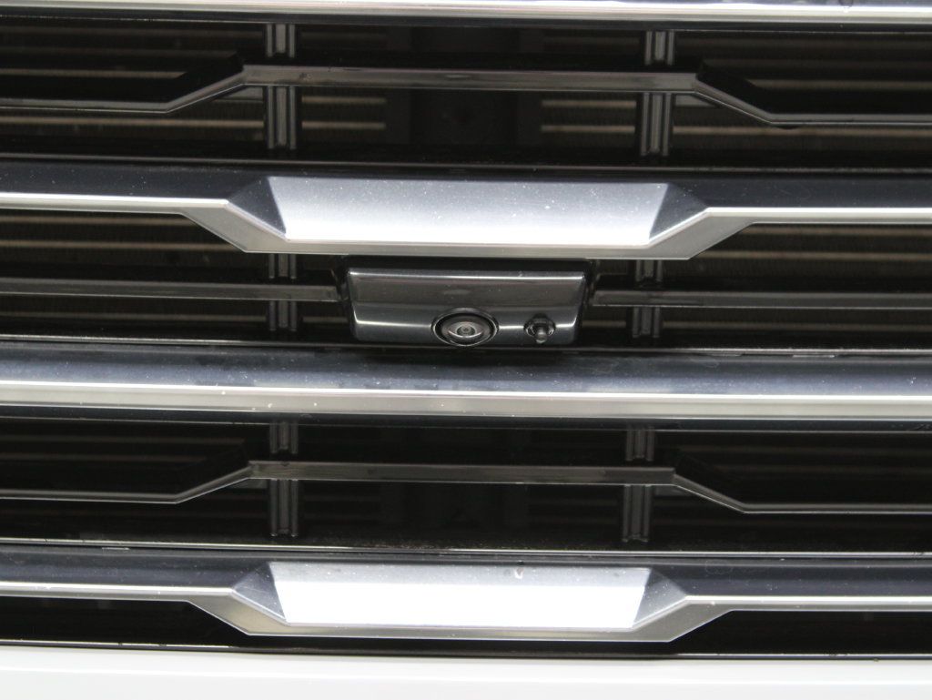 Used 2025 GMC Sierra 2500 AT4 AWD/4WD image 60