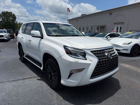 Used 2020 Lexus GX 460 Premium w/ Premium Package AWD/4WD image 4