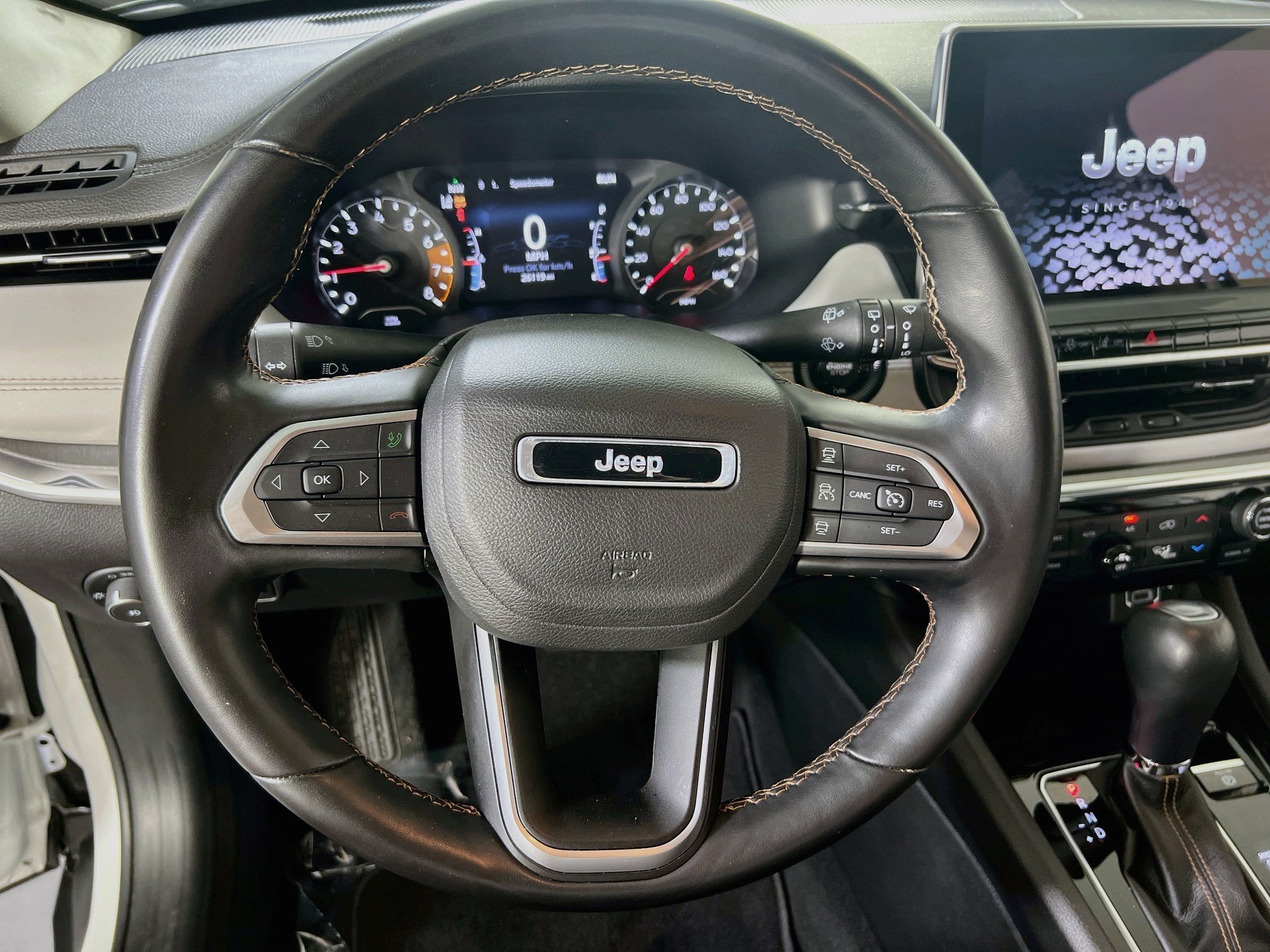 Used 2022 Jeep Compass Limited AWD/4WD image 11