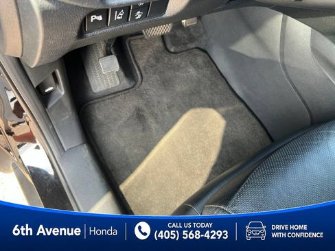 Used 2017 Honda Pilot Elite image 37