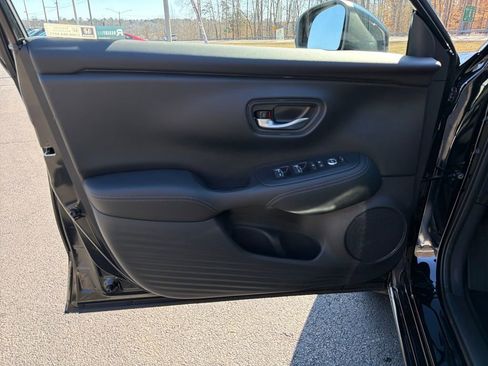 New 2026 Honda HR-V EX-L image 12