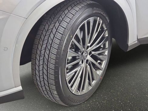 New 2026 Lexus RX 450h AWD image 33