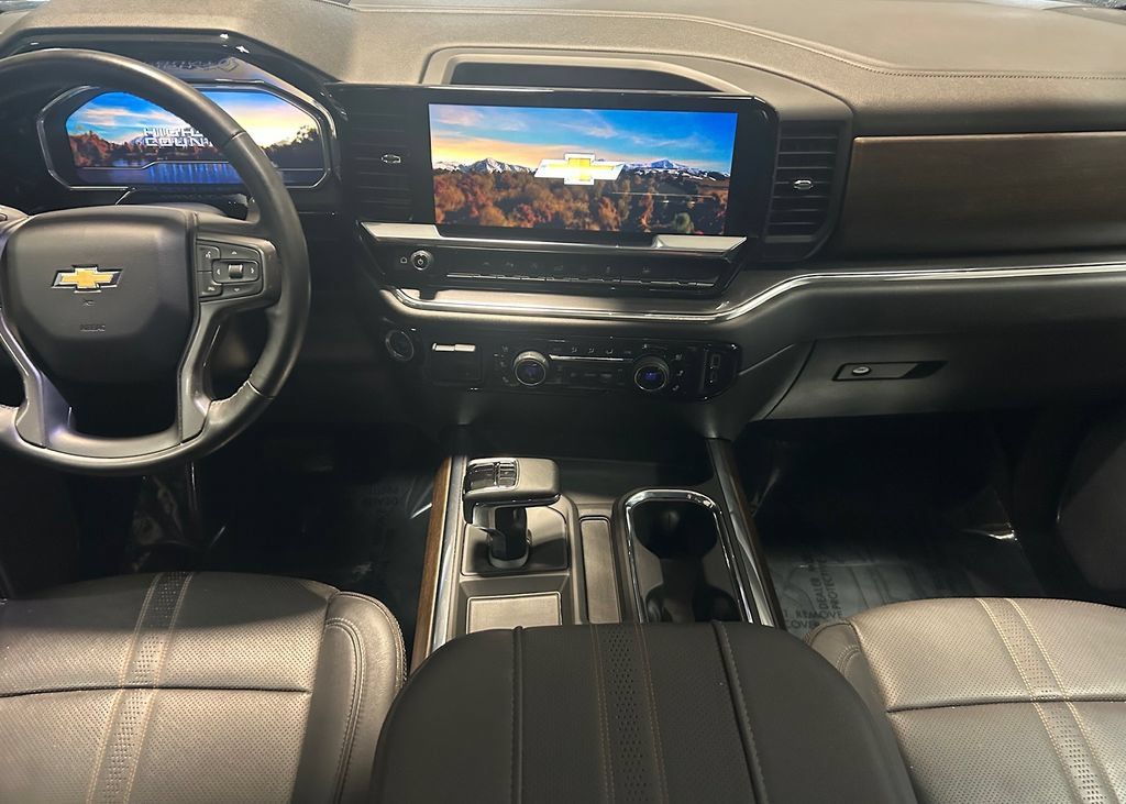 Used 2024 Chevrolet Silverado 1500 High Country w/ Technology Package AWD/4WD image 19