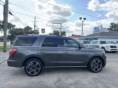 Used 2020 Ford Expedition Limited w/ Texas Edition Package RWD image 10