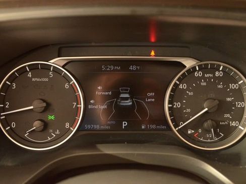 Used 2023 Nissan Rogue SL image 23