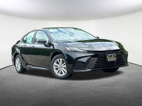 New 2026 Toyota Camry LE w/ Convenience Package AWD/4WD image 2