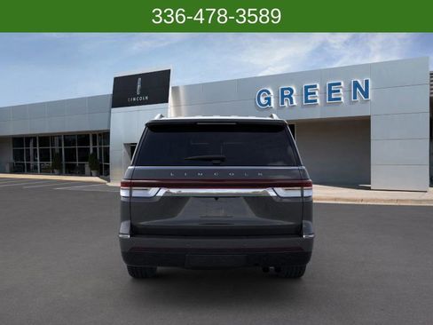 New 2024 Lincoln Navigator L Reserve image 5