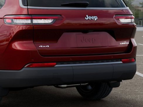 New 2026 Jeep Grand Cherokee L Limited w/ Limited Altitude Package image 13