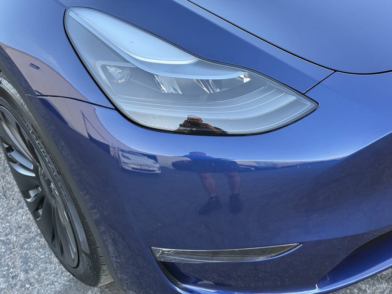 Used 2024 Tesla Model Y Long Range AWD/4WD image 29