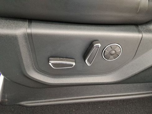 Used 2020 Ford F250 Platinum w/ FX4 Off-Road Package image 20