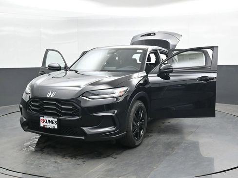 New 2027 Honda HR-V Sport image 39