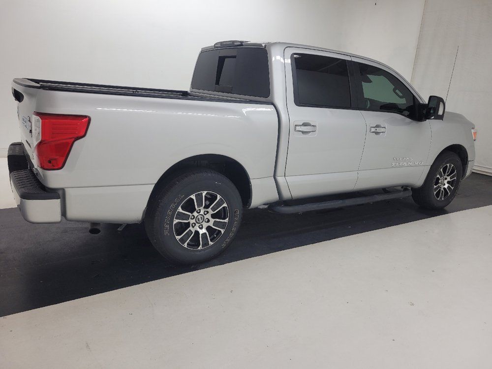 Used 2020 Nissan Titan SV w/ SV Convenience Package RWD image 10