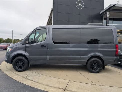 Used 2021 Mercedes-Benz Sprinter 2500 image 5