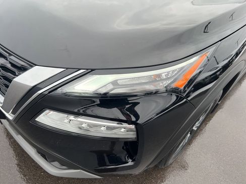 Certified 2023 Nissan Rogue SV image 29