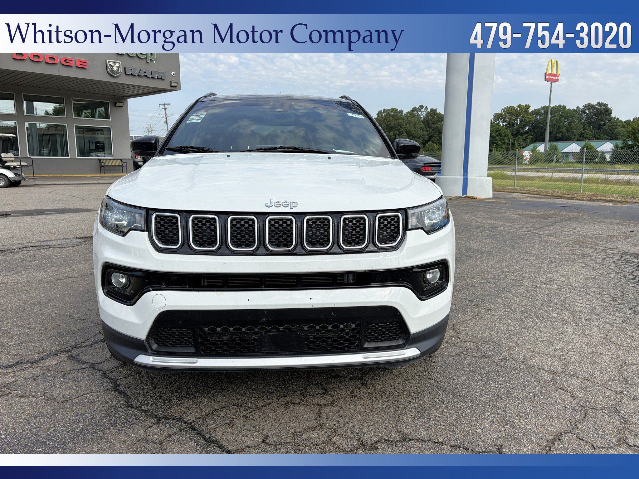Used 2024 Jeep Compass Limited AWD/4WD image 2