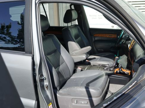 Used 2004 Lexus GX 470 AWD/4WD image 35