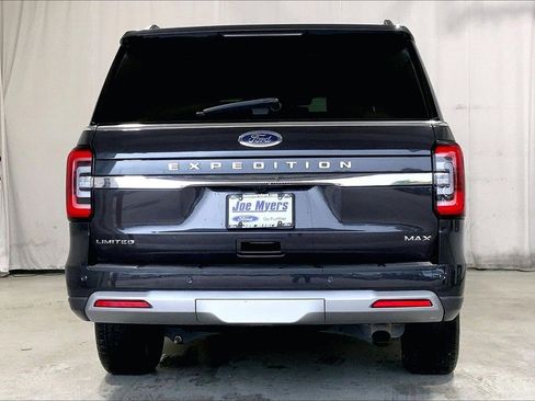 Used 2024 Ford Expedition Max Limited image 3