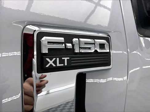 Certified 2022 Ford F150 XLT w/ Equipment Group 302A High image 8