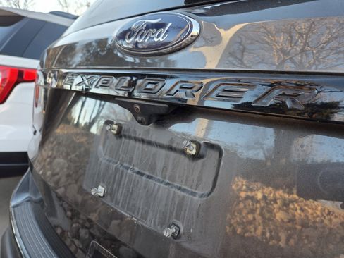 Used 2018 Ford Explorer Sport w/ Equipment Group 401A image 15