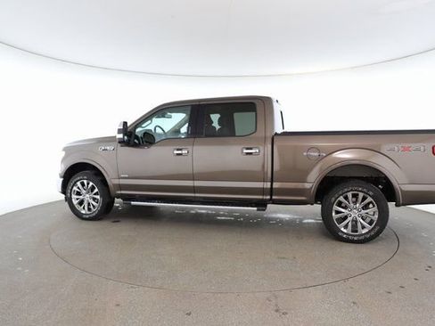 Used 2017 Ford F150 Lariat w/ Equipment Group 502A Luxury image 8