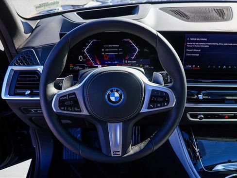 New 2026 BMW X5 xDrive50e image 13