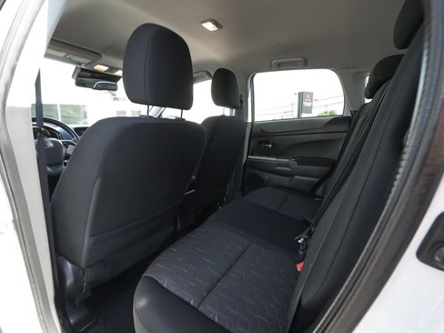Used 2024 Mitsubishi Outlander Sport ES AWD/4WD image 30