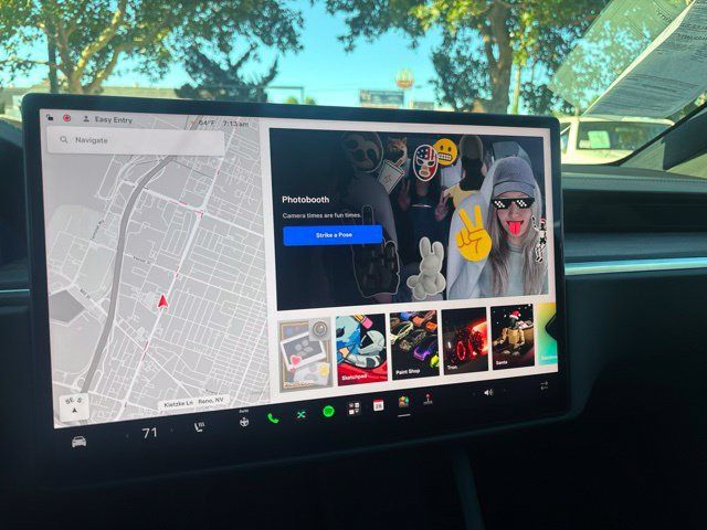 Used 2023 Tesla Model X AWD/4WD image 24