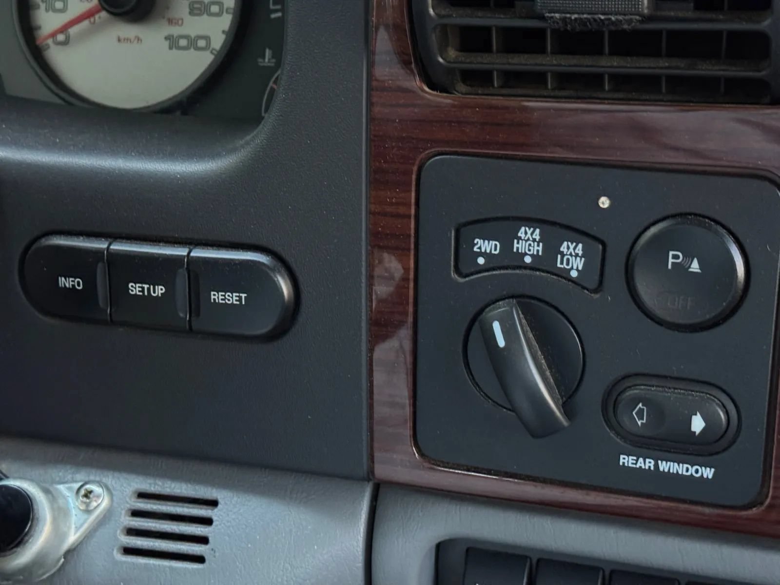 Used 2007 Ford F350 Lariat AWD/4WD image 40