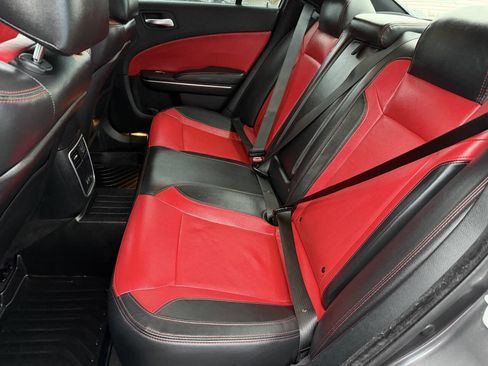 Used 2015 Dodge Charger R/T w/ Wheels & Tunes Group image 38