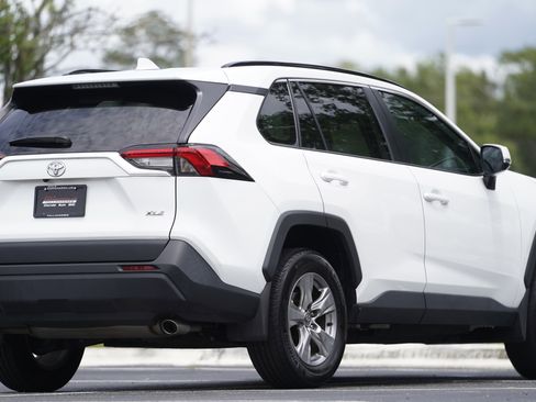 Used 2024 Toyota RAV4 XLE w/ Convenience Package FWD image 37