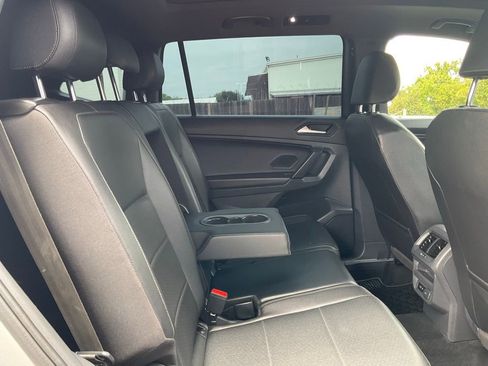Used 2019 Volkswagen Tiguan SEL Premium R-Line image 47