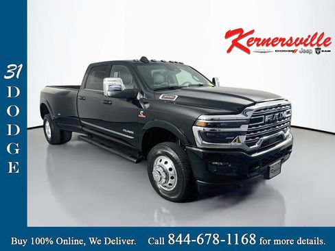 Used 2026 RAM 3500 Limited w/ Towing Technology Group AWD/4WD image 1