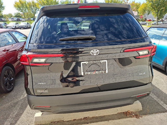 Used 2026 Toyota Grand Highlander AWD image 5