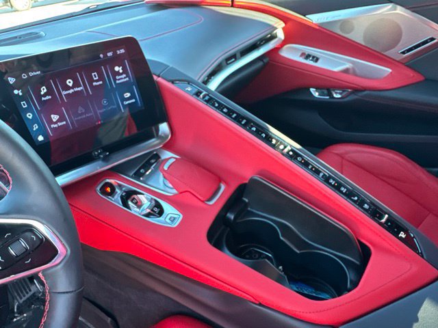 Used 2024 Chevrolet Corvette Stingray Preferred Cpe RWD image 17
