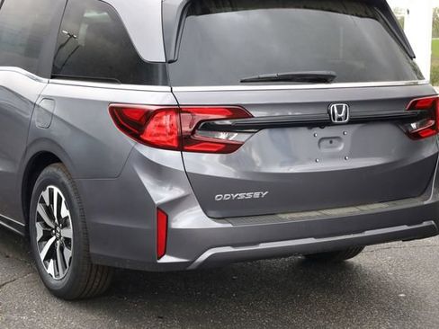 New 2026 Honda Odyssey EX-L image 8