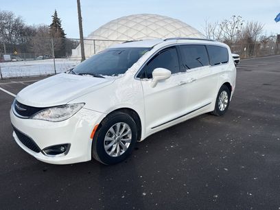 Used 2018 Chrysler Pacifica Touring-L Plus