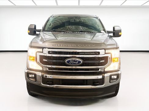 Used 2021 Ford F350 Lariat w/ Lariat Value Package AWD/4WD image 2