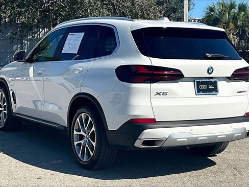 Used 2025 BMW X5 xDrive50e image 7