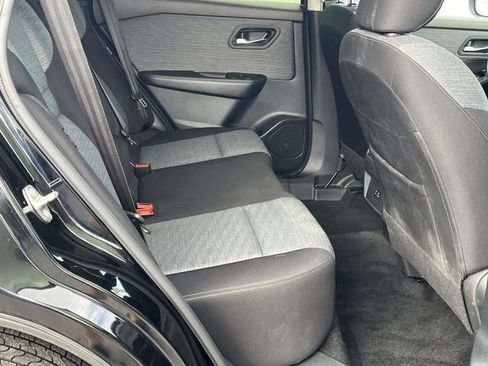 Used 2023 Nissan Rogue SV image 21