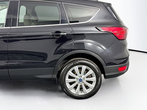 Used 2019 Ford Escape SEL image 45