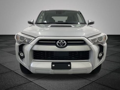 Used 2024 Toyota 4Runner TRD Off-Road Premium image 2