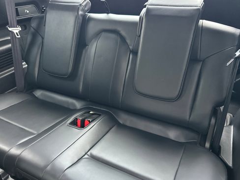 Used 2024 Mitsubishi Outlander Ralliart image 15