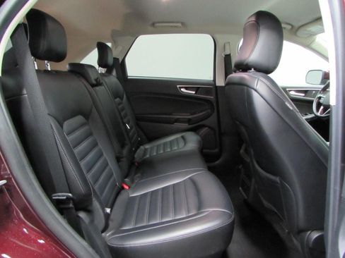 Used 2024 Ford Edge SEL AWD/4WD image 19