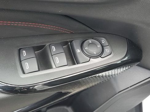 Certified 2025 Chevrolet Trax RS w/ Driver Confidence Package FWD image 15